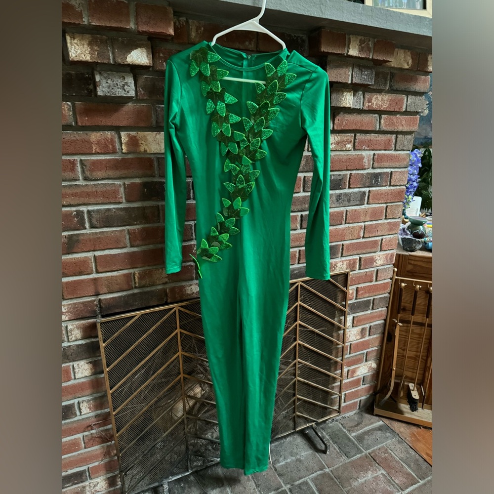 Poison Ivy Costume